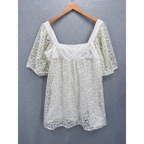 BCBGeneration Dresses & Skirts - BCBGeneration Dress Womens Small Ivory Leaf Lace Babydoll Mini Pintuck Flutter